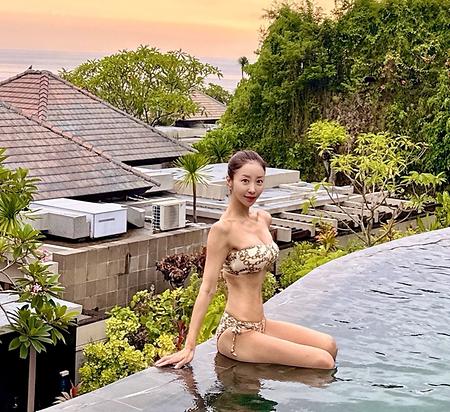 원진서, 발리 신혼여행서 과감 비키