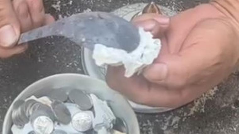 군인 유골에서 발견된 '이것', 부