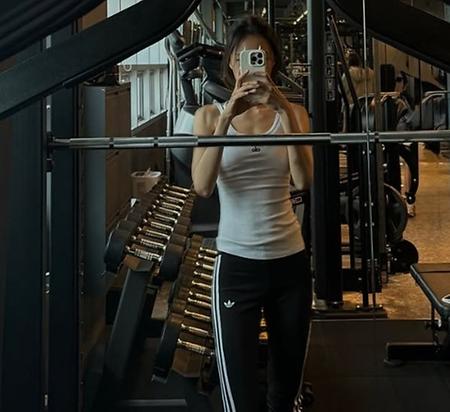 손나은, 운동으로 완성한 슬림 몸매