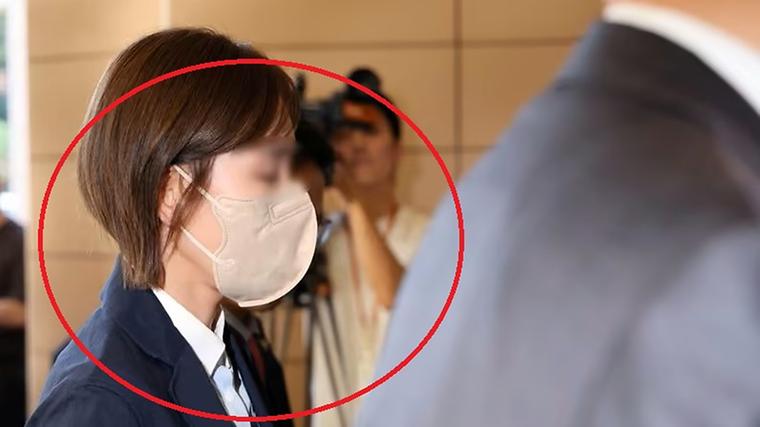 한동훈에게 '룸살롱 마담' 저격당한