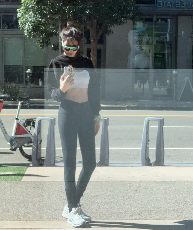 47세 이지아 군살 없는 몸매…여유로운 일상