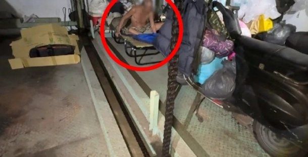 아파트 지하에서 3년 동안 숨어서 