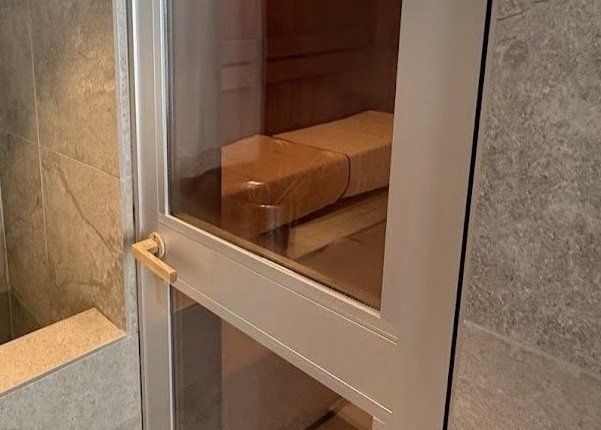 사우나 화재로 사망한 30대 부부,