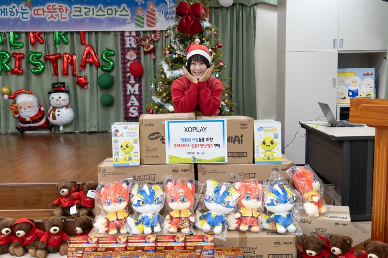 솔비, 13년째 보육원 봉사활동…