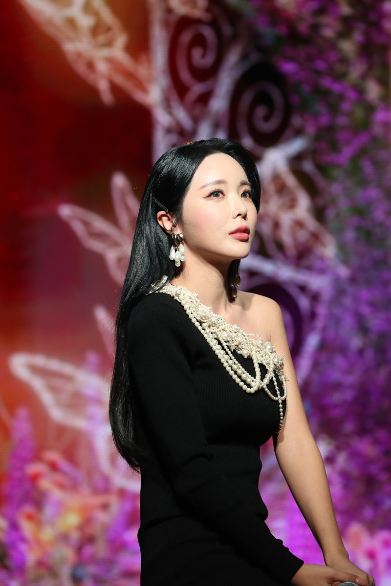 홍진영이 털어놓은 사연 