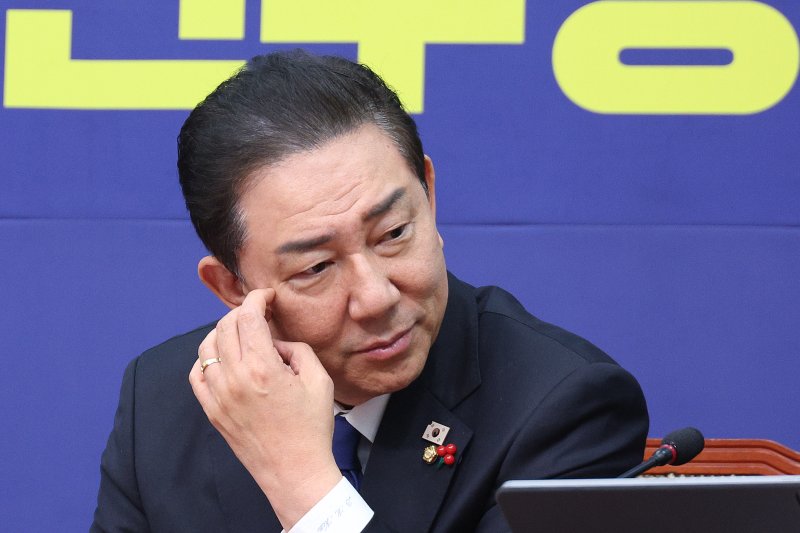 '사생활 논란' 김병기, 뜻밖의 폭