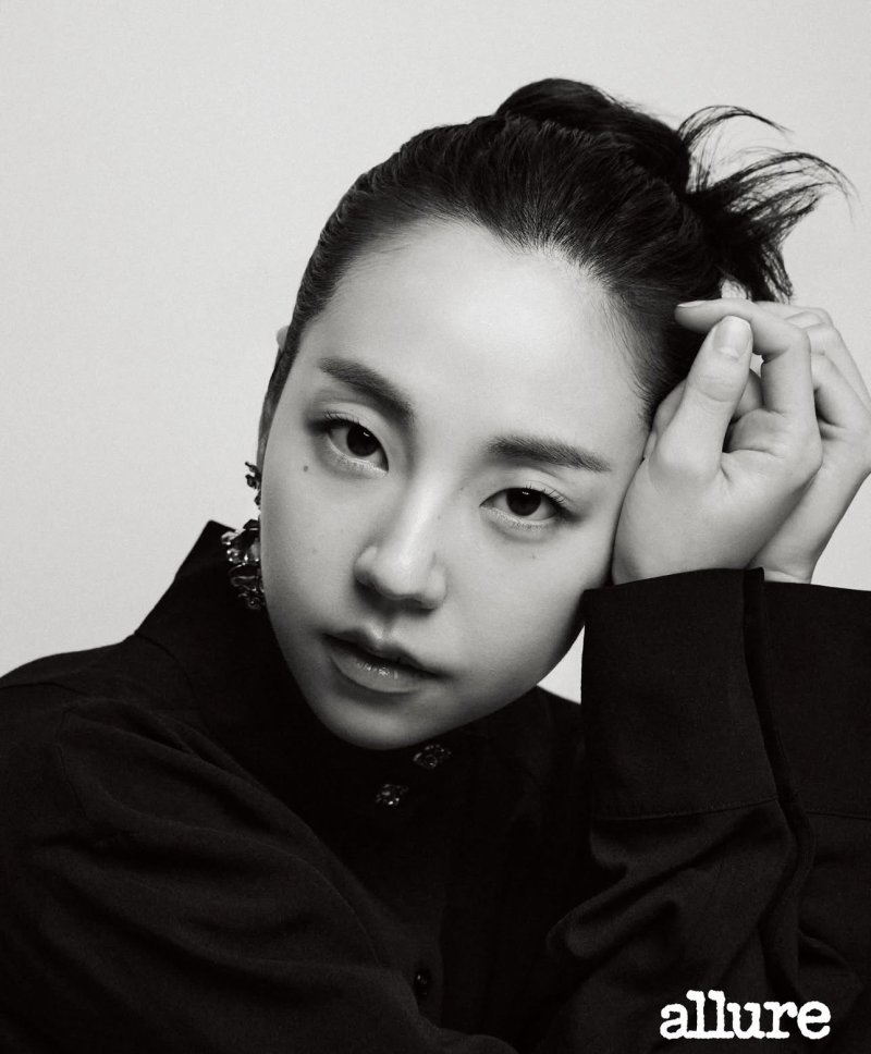 안소희 고혹적 분위기…여전한 미모