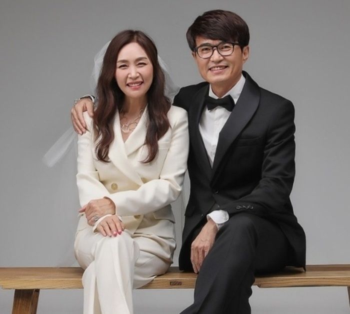 '임신 중 불륜 의혹' 홍서범·조갑