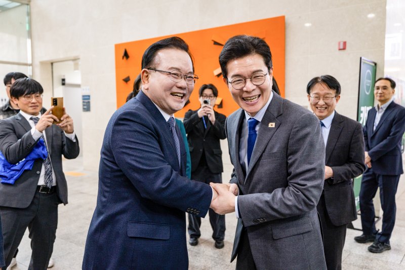 폰 번호 공개 후 전화 400통 받