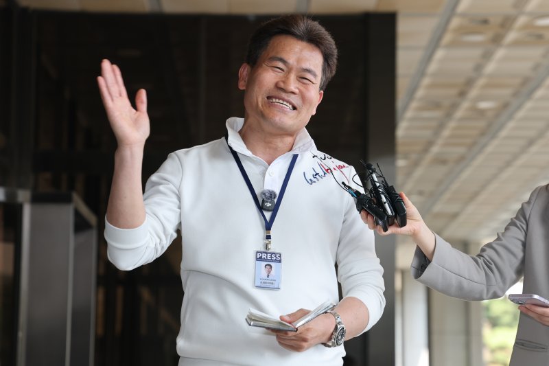 사법부 향해 한마디, 전한길 