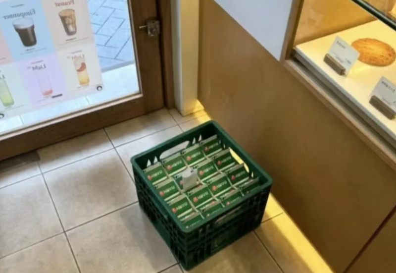 우유 냉장고에 안 넣어줬다고... 