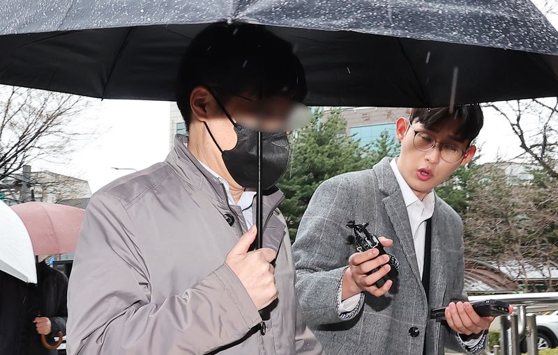 '2450억 코인 출금 중단사태' 