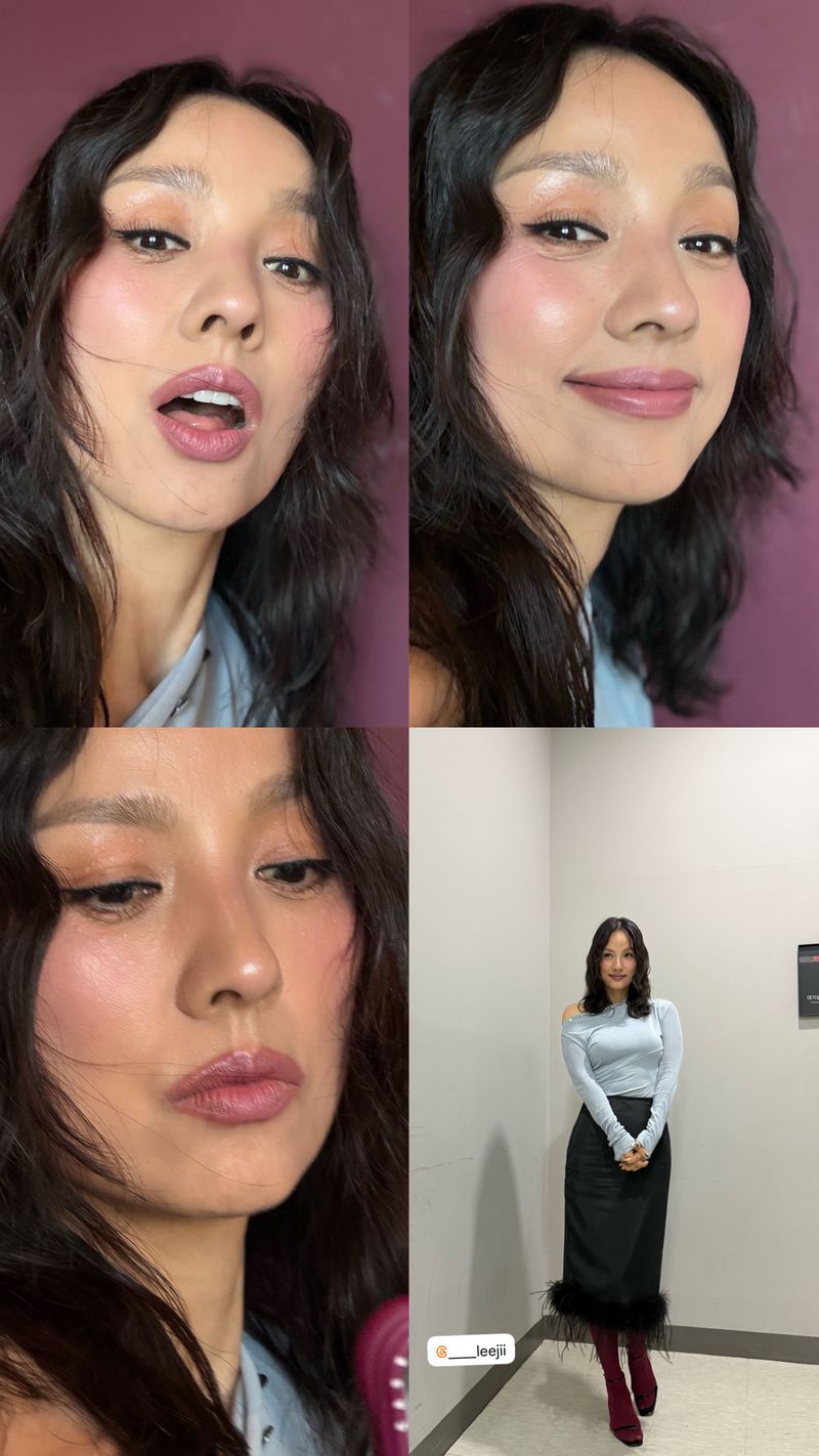 이효리, 근접 셀카에도 선명한 이목구비…버건디 메이크업·룩