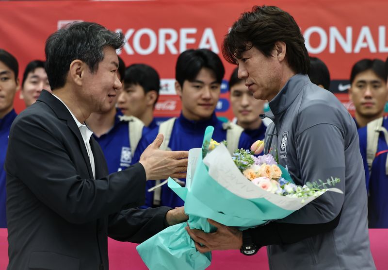 '홍명보 선임 의혹' 경찰 2년간 