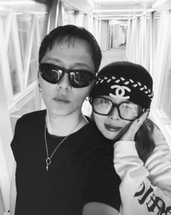 현아♥용준형, 미국 LA서 포착…결