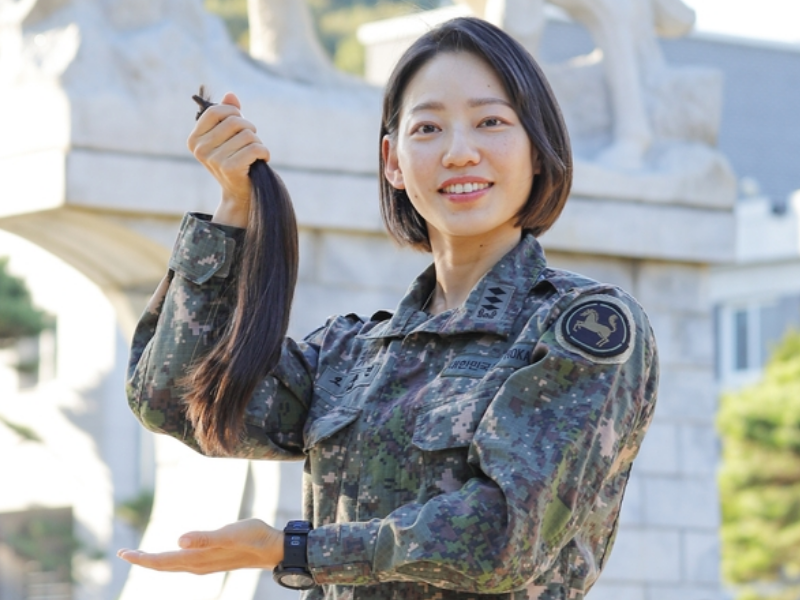 2년마다 생머리 싹둑 자르는 육군 
