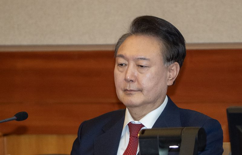 1심 유죄였던 윤석열, 2심서 뒤집
