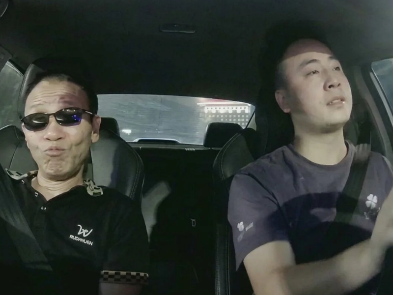 시각장애 승객 마음 움직인 中기사 